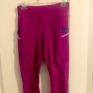 Fabletics, Athletic leggings